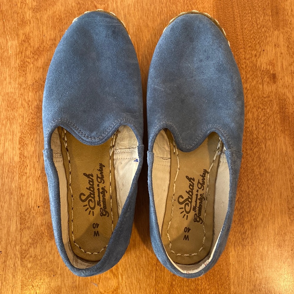 Womens size 40 Sabahs in blue suede